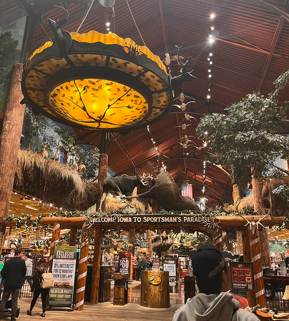 Bass Pro Shop IOWA